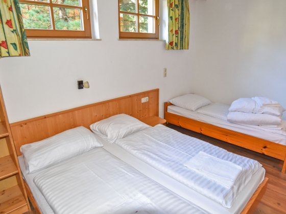 chalets ferienwohnung astn 2 zimmer 1